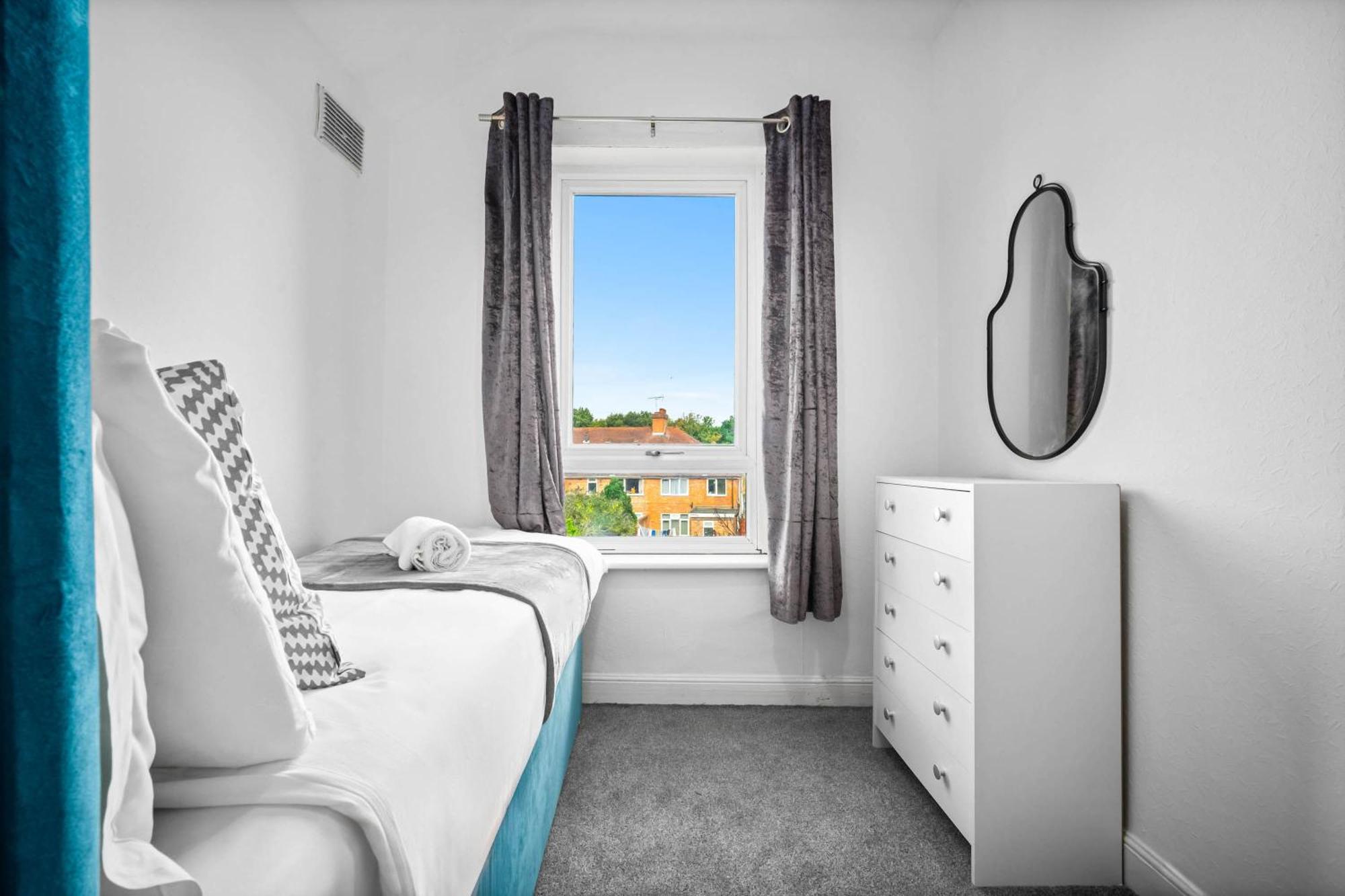 Holiday home Recently Renovated 3 Bedroom House - Parking - Garden - Excellent Location - Rated - 181a Birmingham